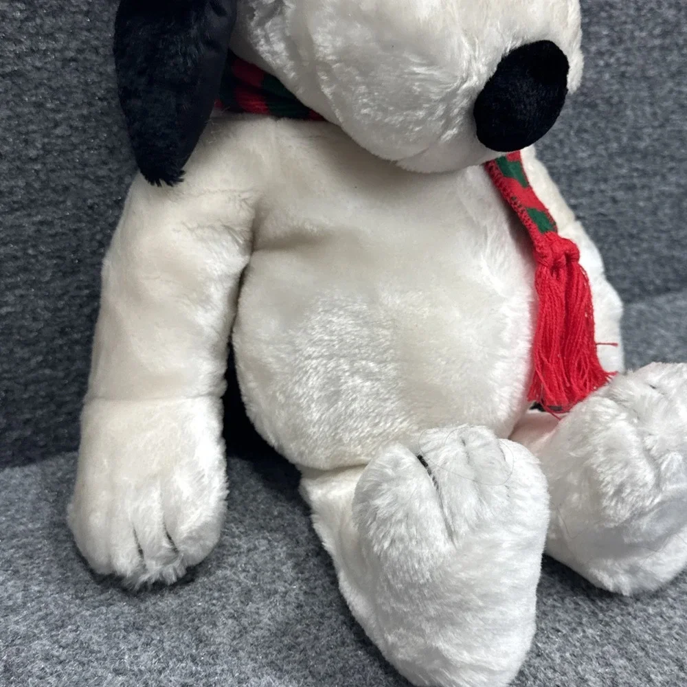 United Feature Syndicate Vintage Macy's Snoopy Plush‎ 18